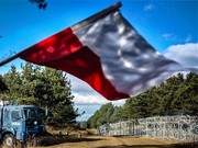 obraz przedstawia flagę Polski