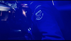 obraz przedstawia napis policja przewodnik psa