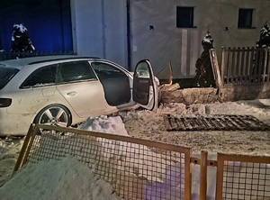 obraz przedstawia pojazd