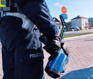 obraz przedstawia urządzenie do pomiaru prędkości