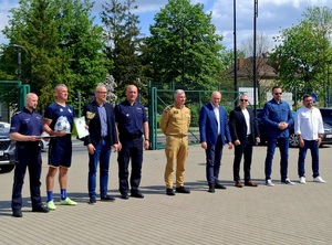 obraz przedstawia zawodników